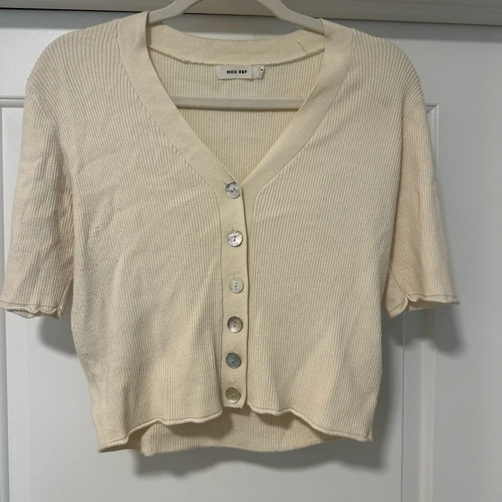 Mod Ref Cream Ribbed Knit Top - Picture 1 of 2